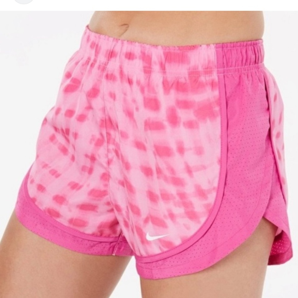 Nike Pink Athletic‎ Shorts with Dynamic Design